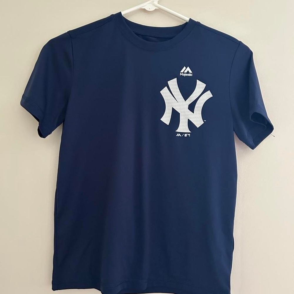 Majestic New York Yankees #4 Cool Base Youth Medium Performance T-Shirt Navy